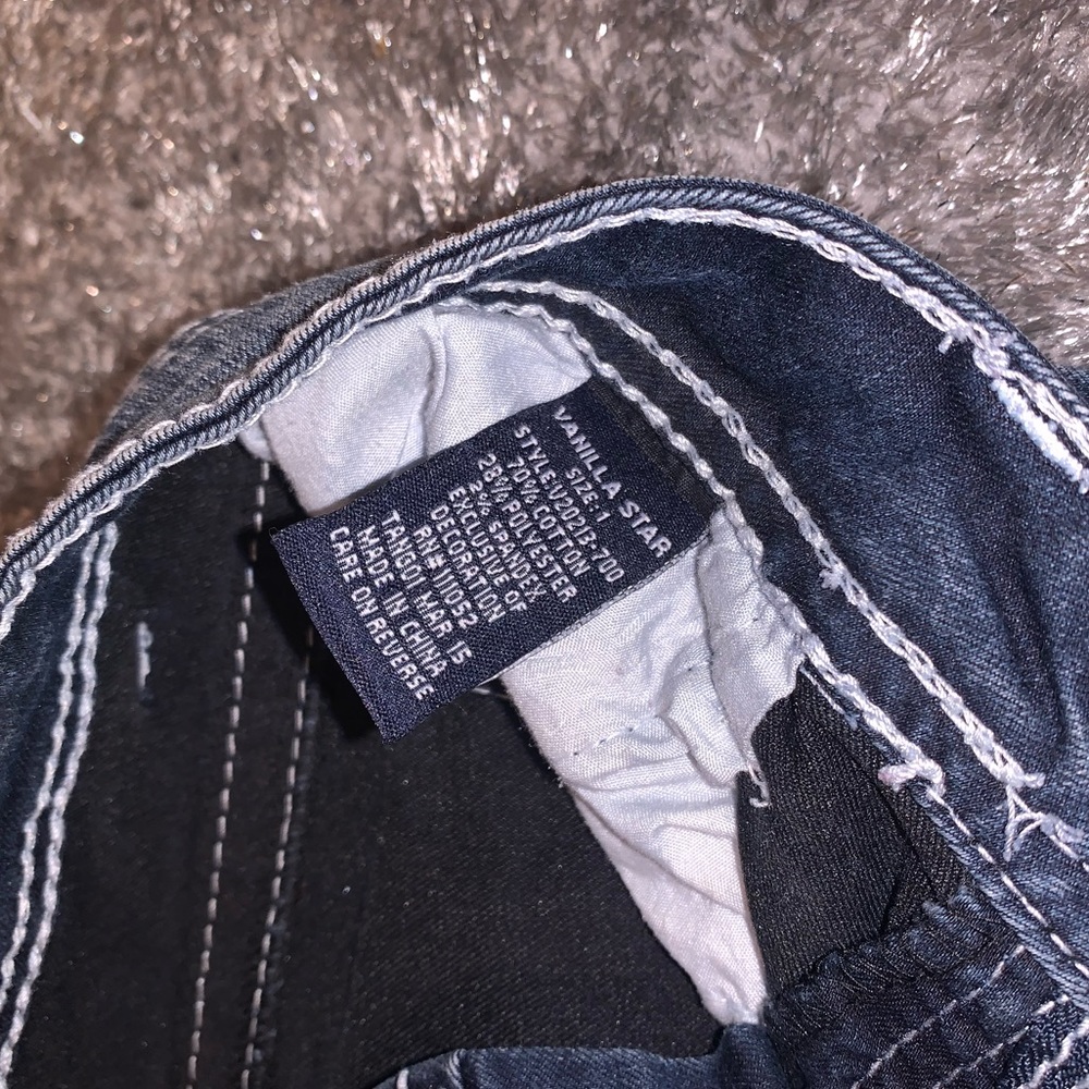 Size 4 #BlueSkinnyJean!